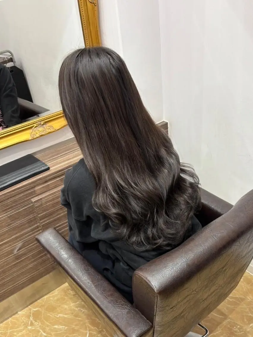 ロング カラー ヘアアレンジ シールエクステ バレイヤージュ ブリーチ ケアブリーチ ダブルカラー MISA ミサのヘアスタイル