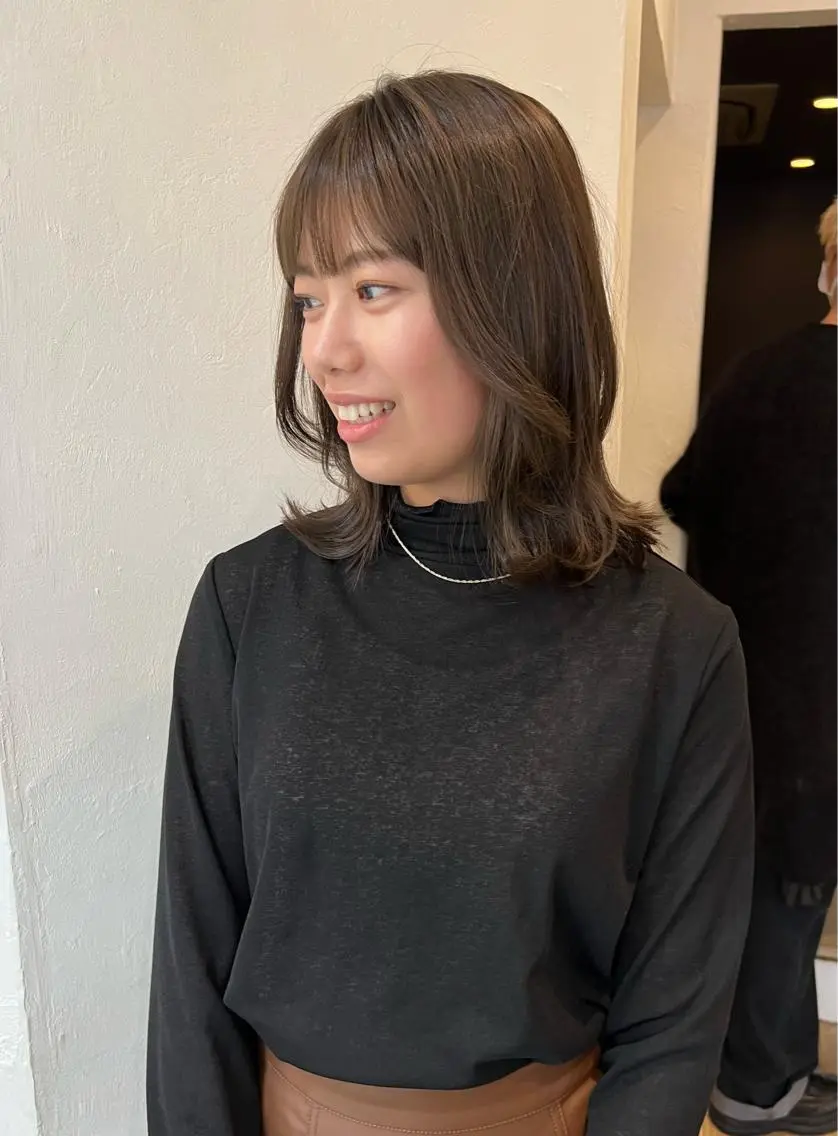 ミディアム カラー ベージュカラー オリーブベージュ ショート& パーマ　坂本のヘアスタイル
