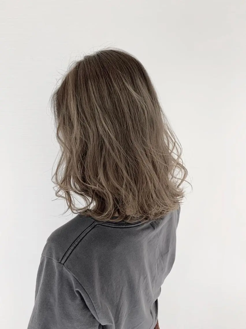 ミディアム カラー ヘアカラー トリートメント ヘッドスパ Akua【代表】 Kazumaのヘアスタイル