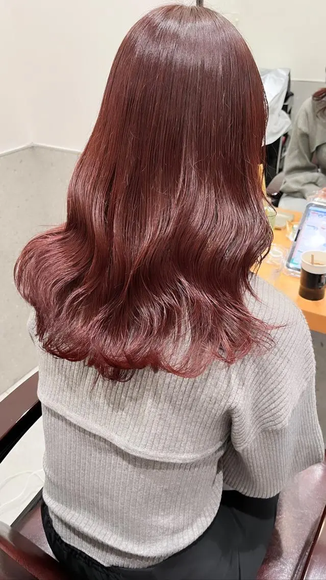 ロング カラー カット ヘアカラー トリートメント 大人girly🛋️ 🤍yukakoのヘアスタイル