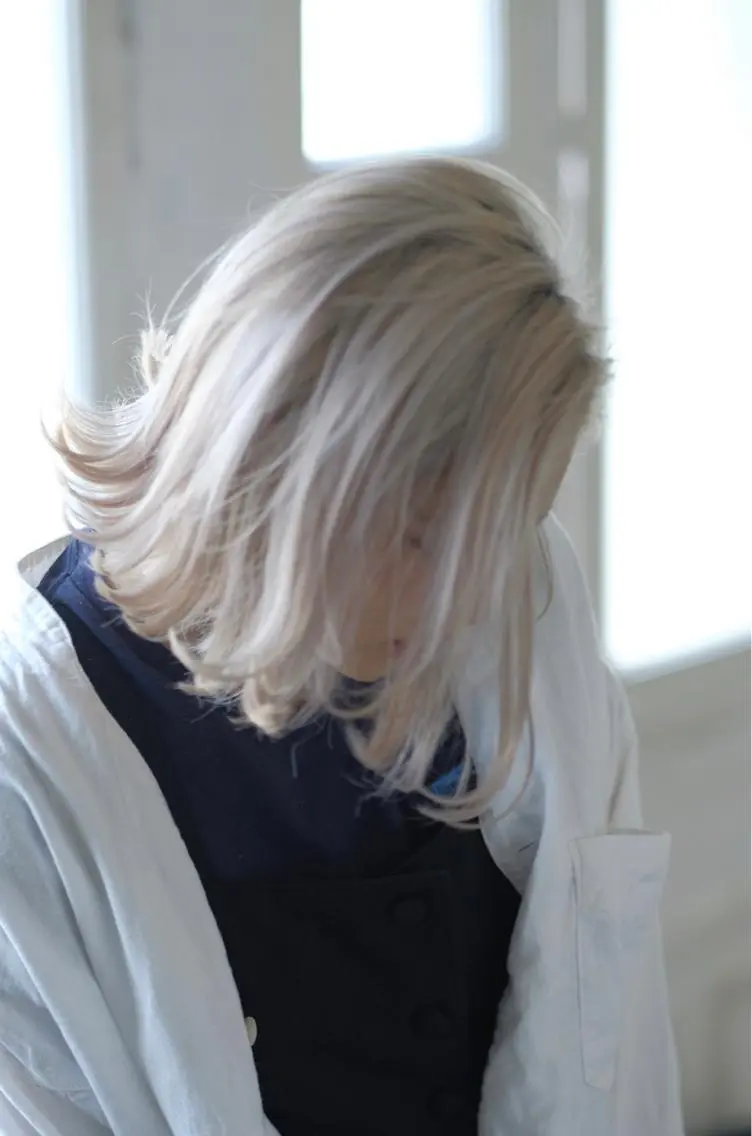 ミディアム 溝口 和也のヘアスタイル