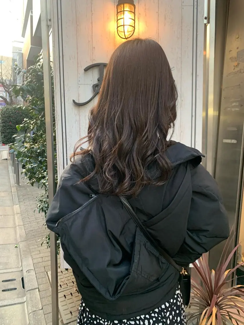 ロング はしもと ゆうりのヘアスタイル