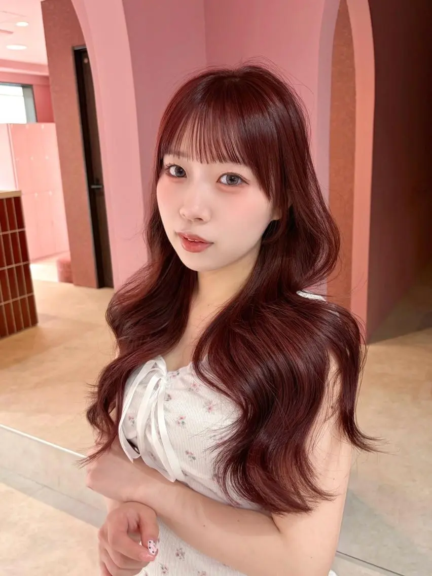 カラー ロング ベージュカラー ブリーチ ブルーカラー ブルージュ 透明感カラー カット ヘアカラー トリートメント クロスパーマ/前髪 縮毛 木串楽人のヘアスタイル