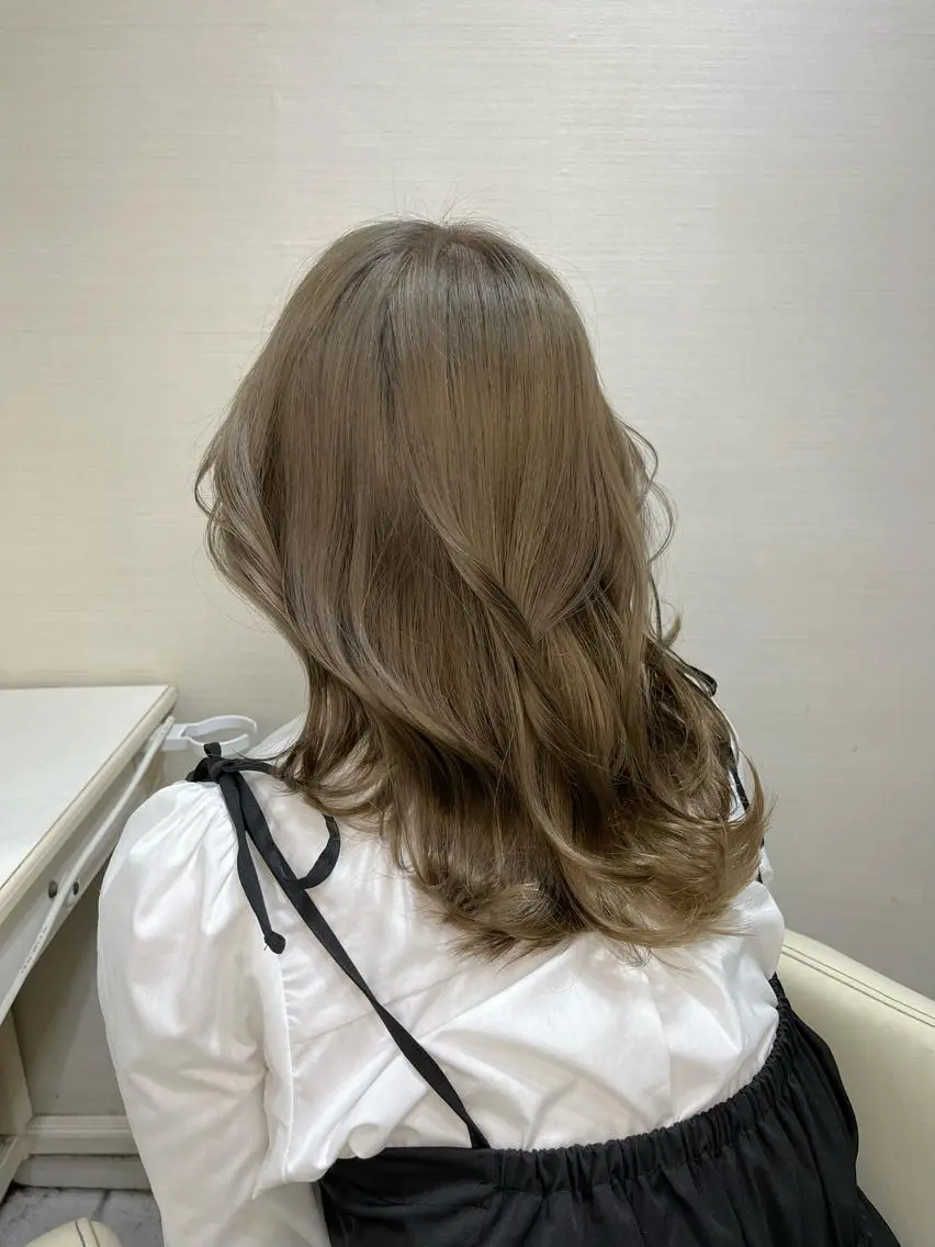 セミロング カラー ブリーチ ダブルカラー ブリーチなしカラー カラー職人 なかもと たつひろのヘアスタイル