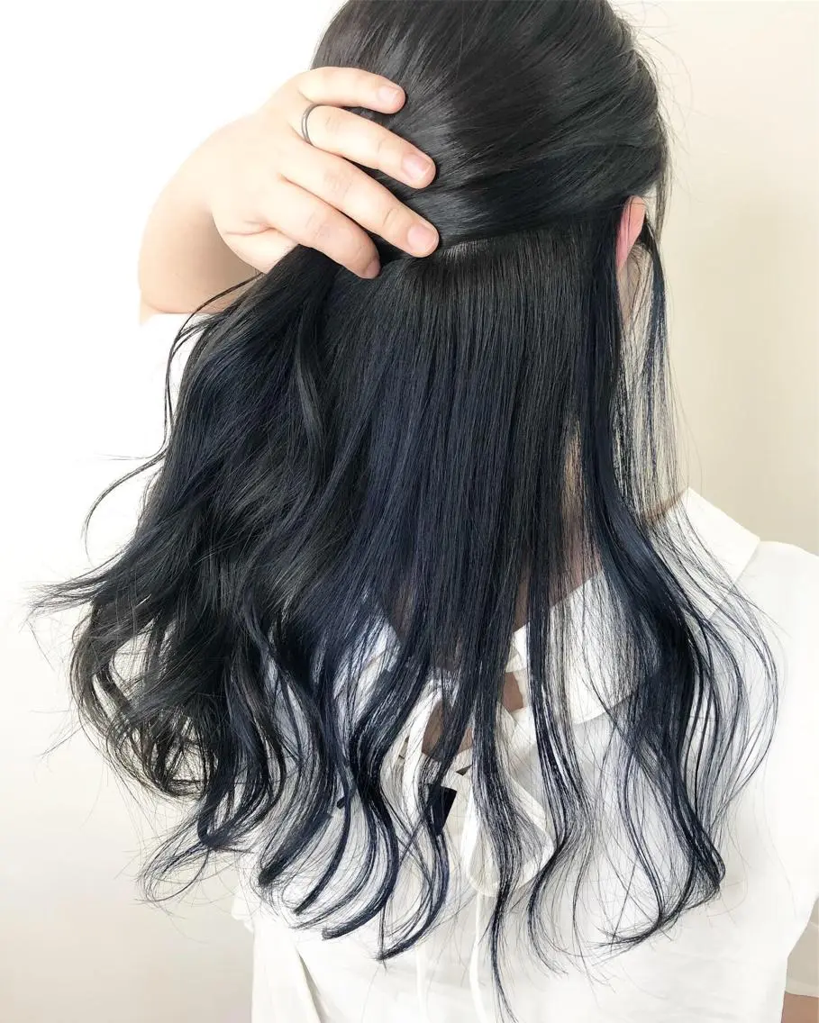 ロング カラー ブリーチ ブルーカラー インナーカラー ヘアカラー 透明感カラー 松田晃代のヘアスタイル