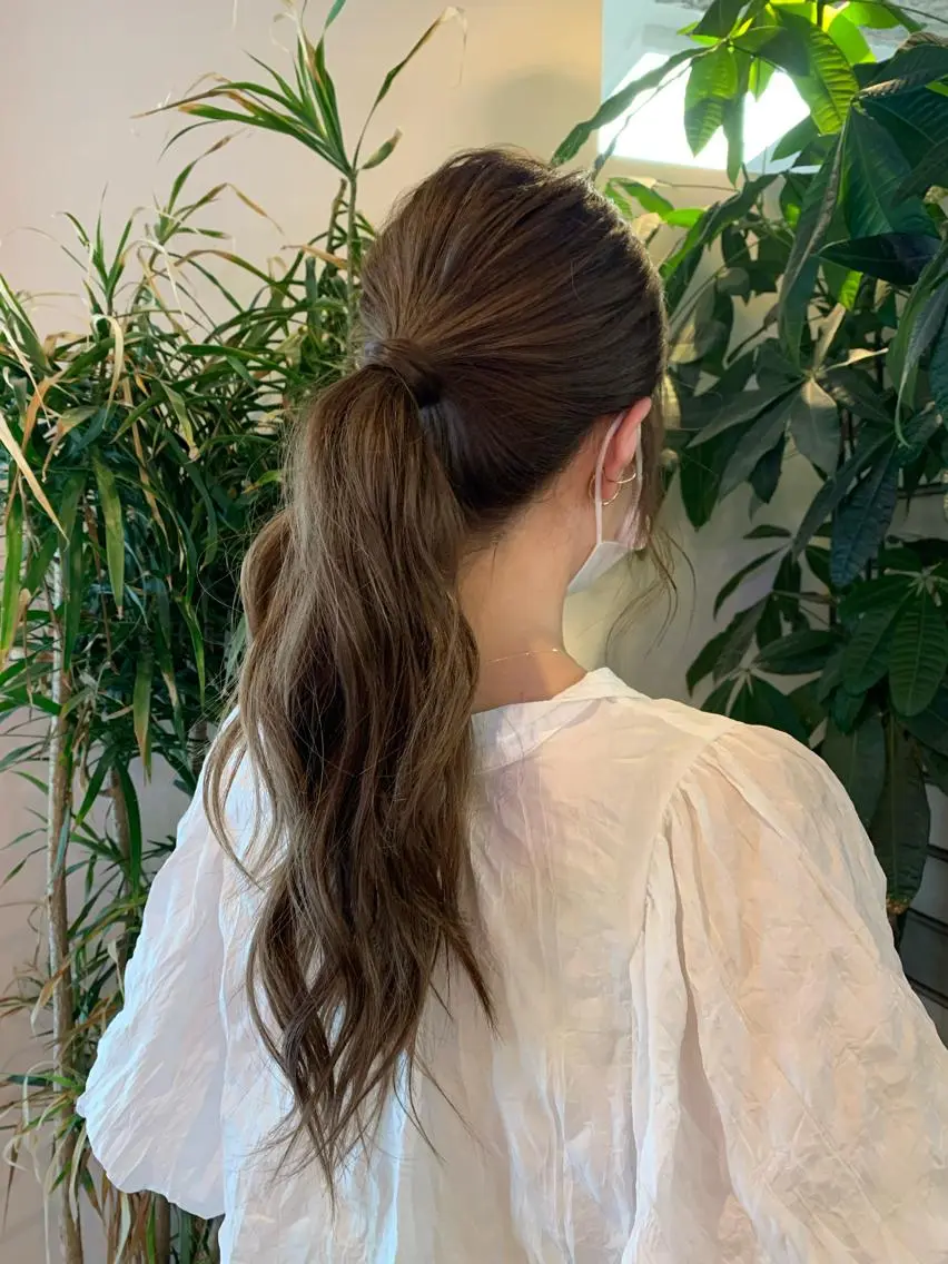 ロング カラー EIGHT 中川原 菜々子のヘアスタイル