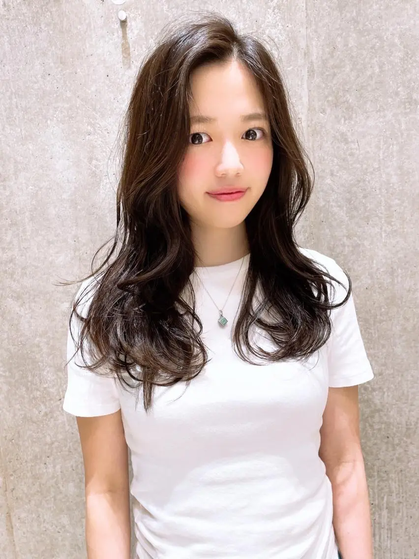 ロング カラー 透明感カラー 顔まわりレイヤー レイヤーカット KURO/縮毛矯正 /髪質改善/レイヤーのヘアスタイル