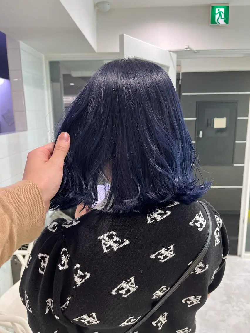 ミディアム ヘアカラー トリートメント ヘッドスパ ヘアセット 🪞透明感カラー🫧 縮毛矯正🥇かずきのヘアスタイル
