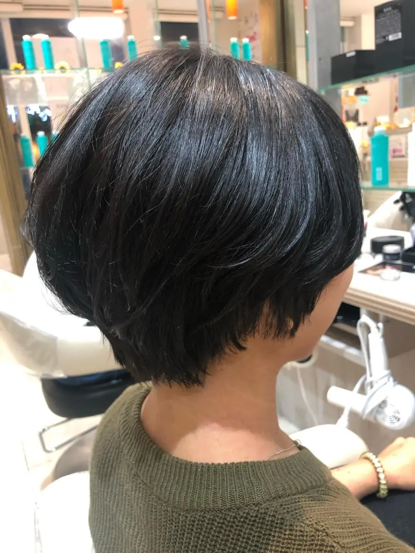 ショート 似合う髪型見つけます AYAKAのヘアスタイル