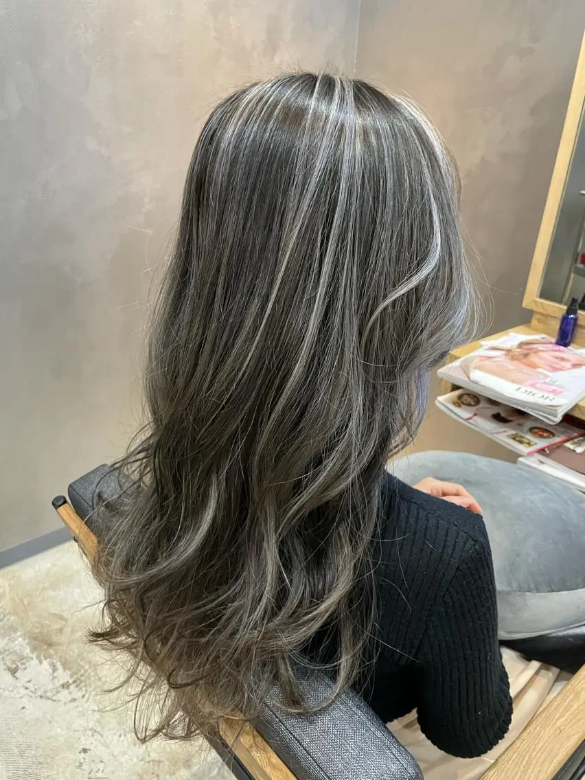 ロング ハイライト 【お悩み解決のプロ】 ハヤシタクミのヘアスタイル