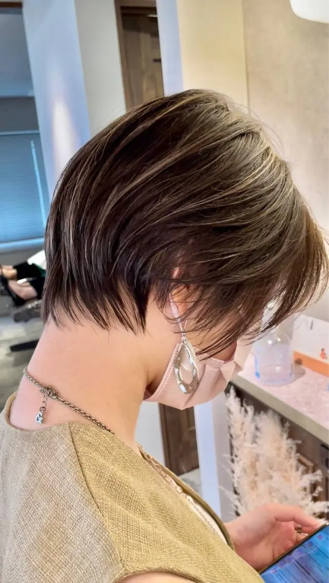 ショート カット ヘアカラー トリートメント 日比崚介🍀 おくれげ小顔カットのヘアスタイル
