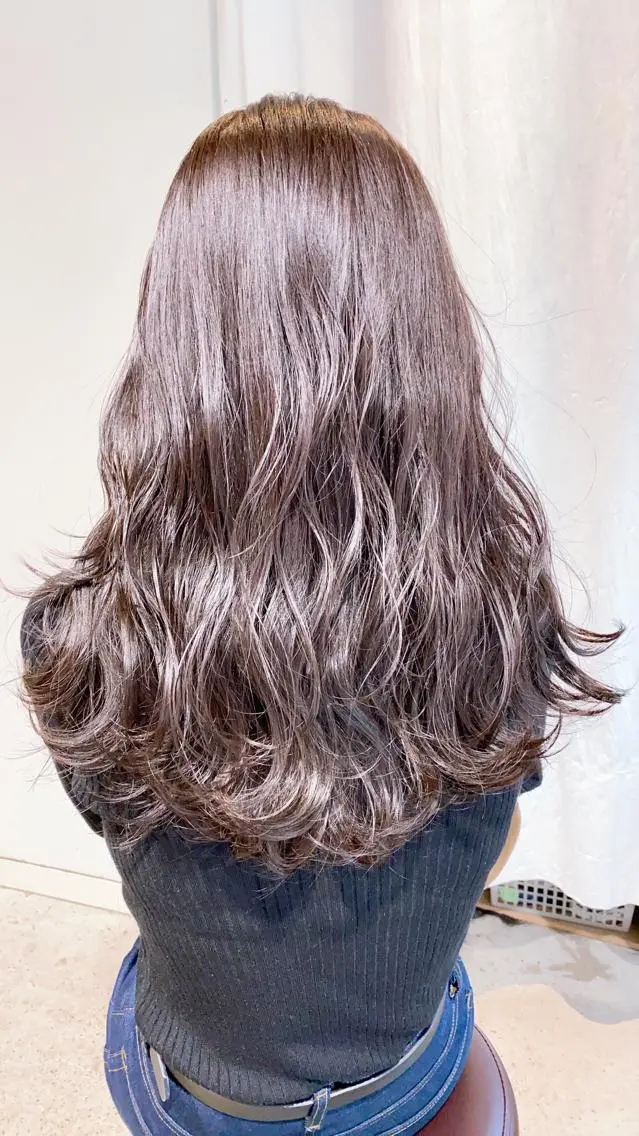 セミロング ショートボブ アッシュ ボブ 外国人風カラー ハイライト メンズツイスパ ショートフクヤマシンのヘアスタイル
