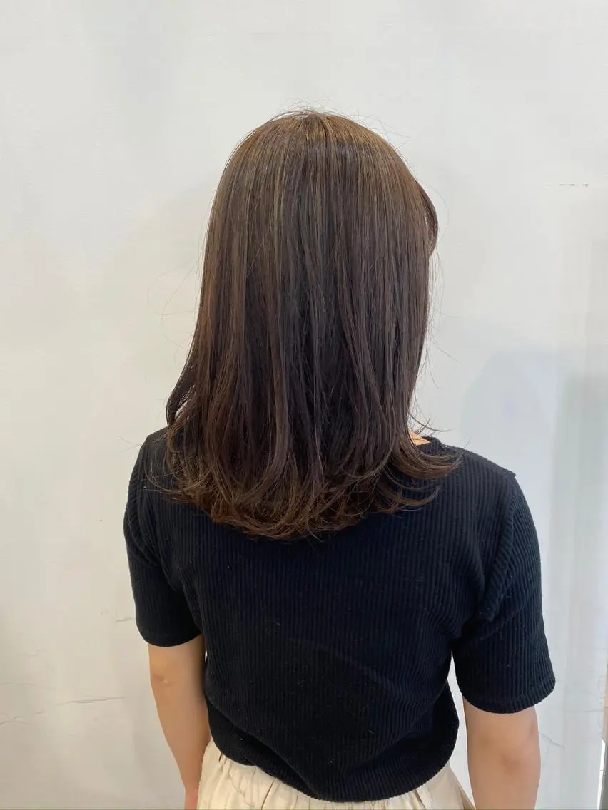 セミロング カラー ハイライトカラー ハイライト ブリーチ指名 NO1🌈SAKIのヘアスタイル
