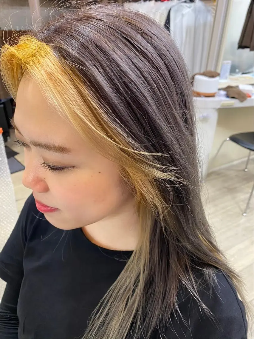 セミロング ヘアカラー トリートメント 市川 博紀 店長のヘアスタイル