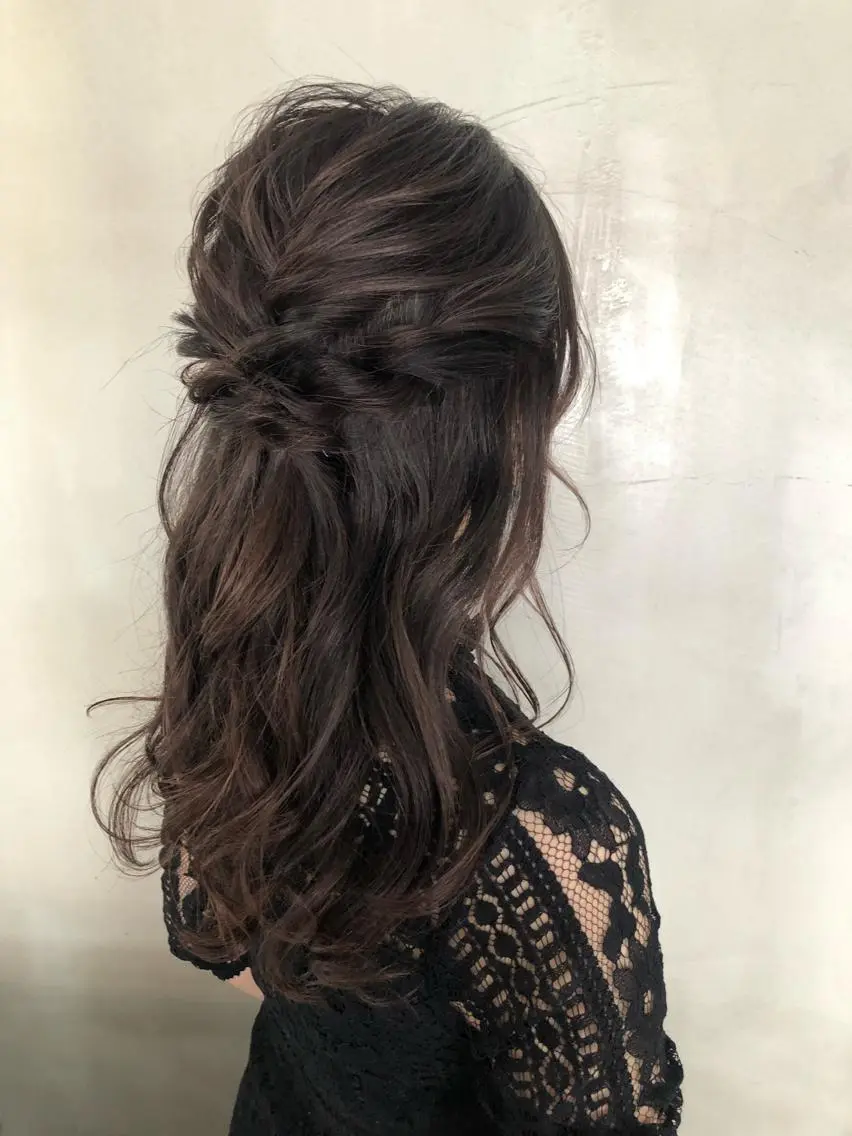 ヘアアレンジ ハーフアップ ヘアセット Larry🌼中下 美香のヘアスタイル