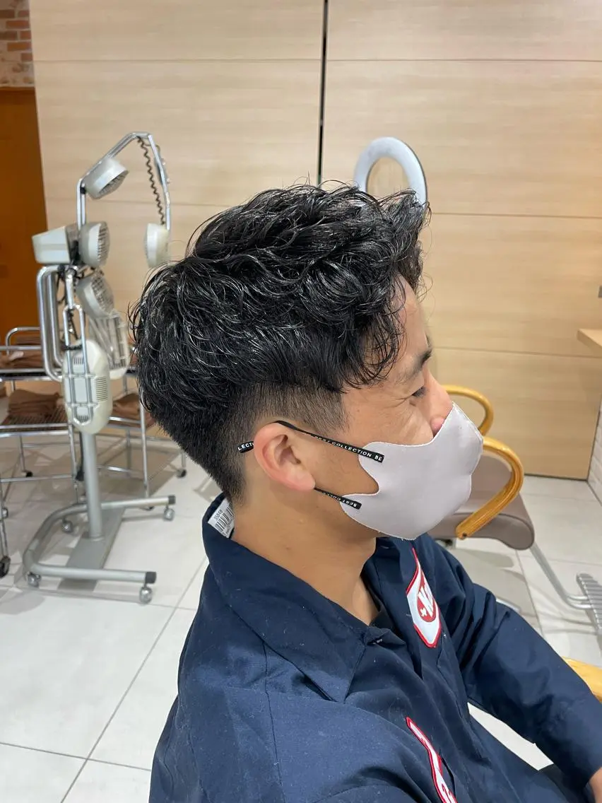 パーマ 🧸SAKI🎀 韓国レイヤーのヘアスタイル