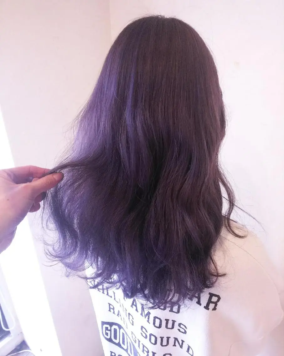 ロング カラー パープルカラー RU RIのヘアスタイル