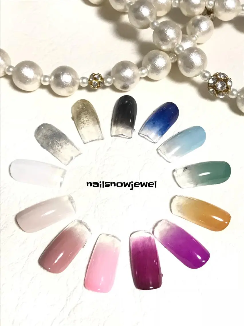 ネイル グラデーション nail snowjewelのネイルデザイン