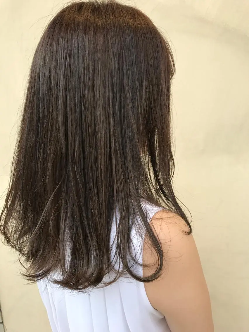 セミロング カラー 透明感カラー 艶髪育成サロン 京橋　shinのヘアスタイル