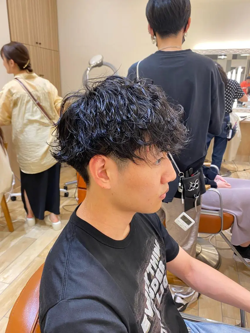 ミディアム カット パーマ トリートメント ヘアセット 新宿メンズパーマ ヨモギダのヘアスタイル