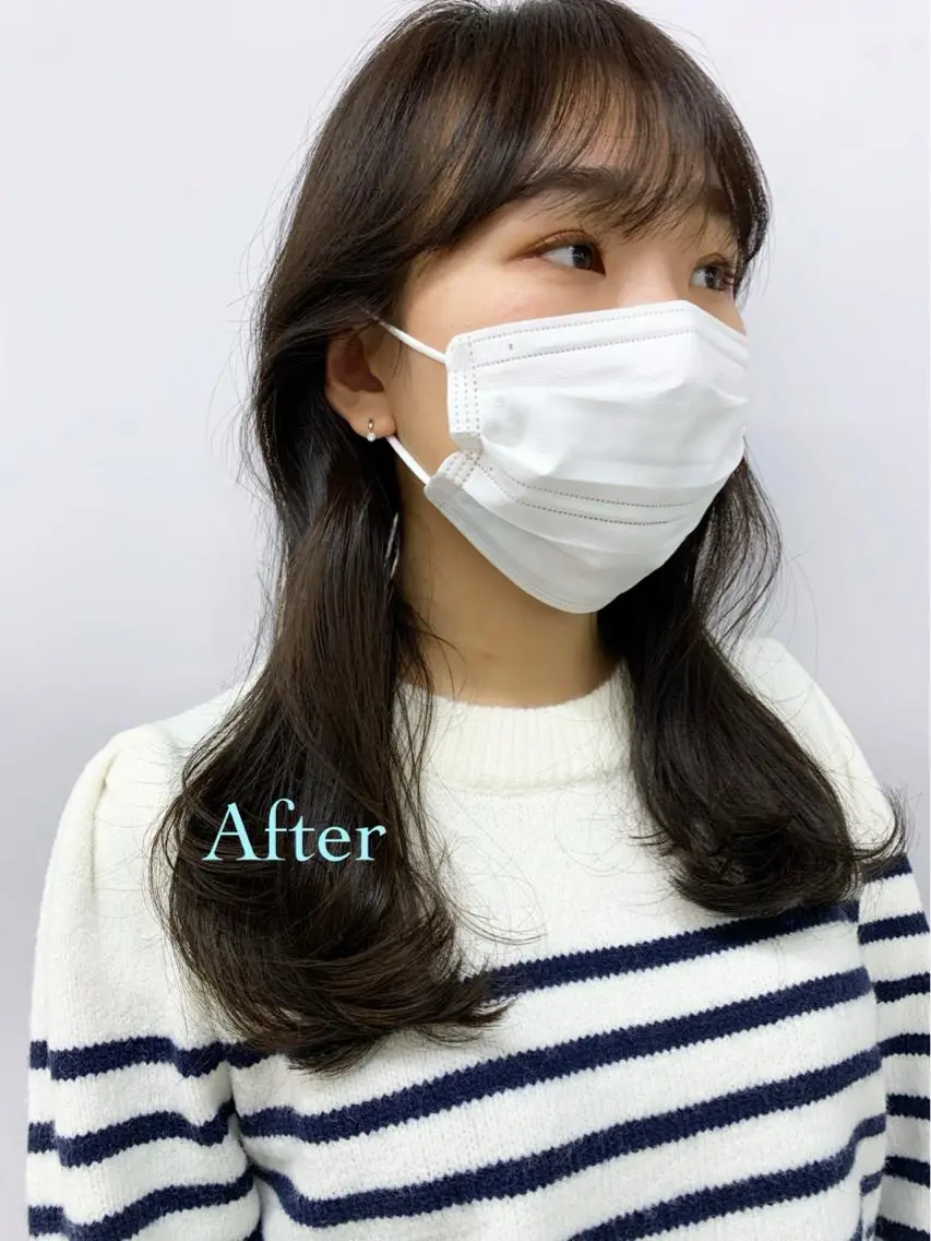 セミロング カラー オチ ハナのヘアスタイル