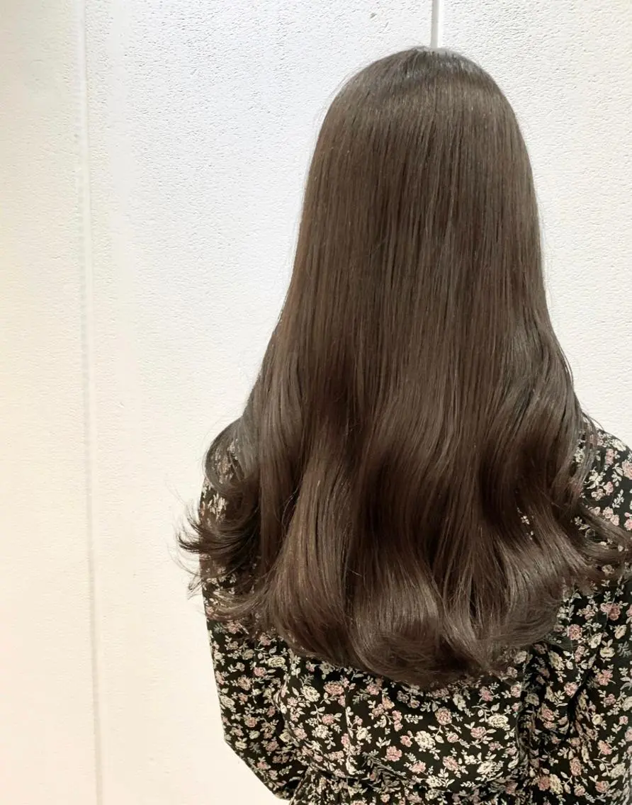 ロング カラー パーマ 髪質改善 トリートメント 酸性ストレート ストレートパーマ カット ヘアカラー 縮毛矯正 トリートメント 中津No.1髪質改善 店長✨透ける暗髪のヘアスタイル