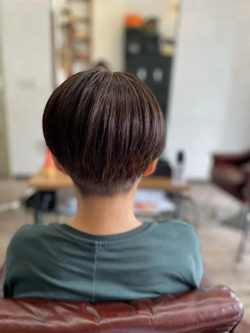 ショート カラー ハンサムショート ショートヘア 💎白髪染めも対応 🙆👌山本明菜のヘアスタイル