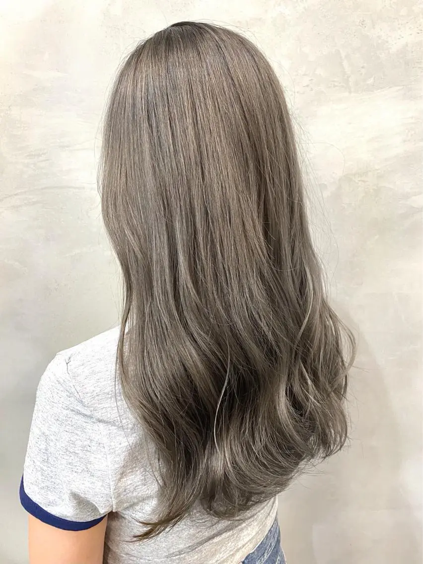 ロング カラー カット ヘアカラー トリートメント 🫧透明感カラー🫧 OIKAWAのヘアスタイル