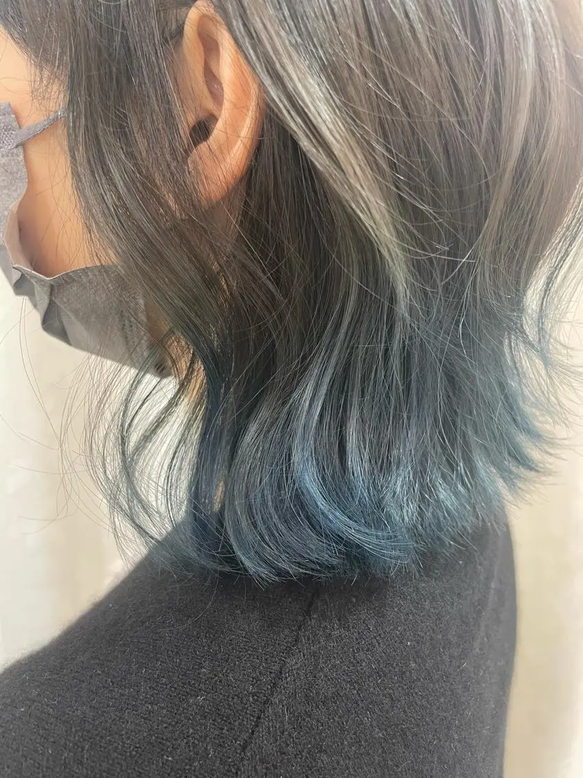 ミディアム 對馬 光梨のヘアスタイル