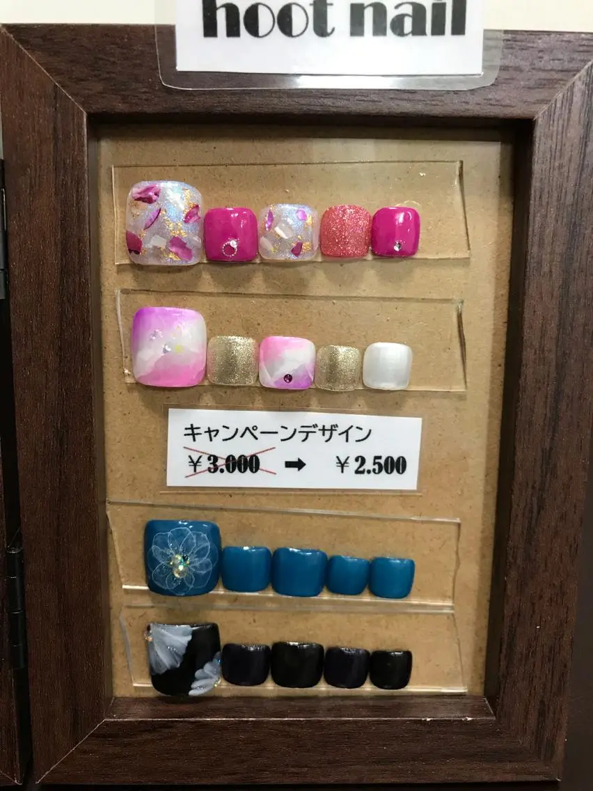 ネイル フットネイル lotus erikaのネイルデザイン