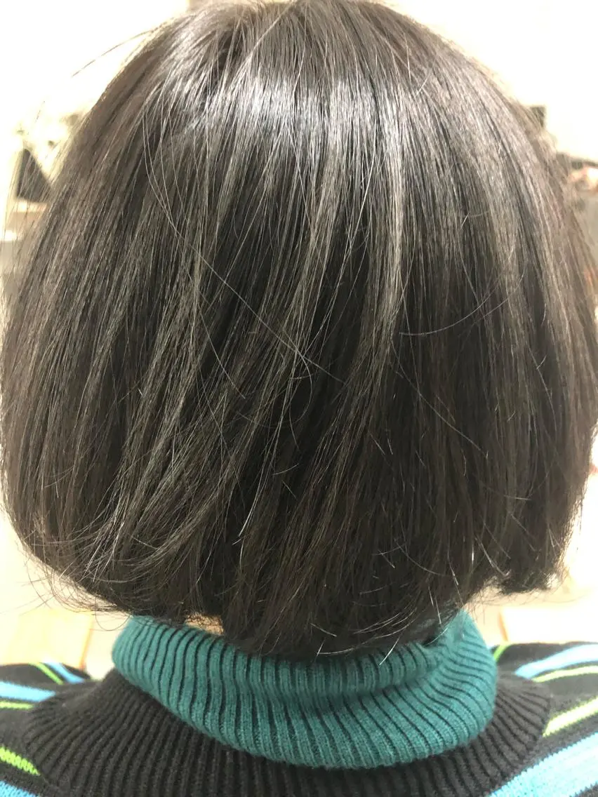 ショート カラー ハイライトカラー ハイライト 都築 菜美のヘアスタイル
