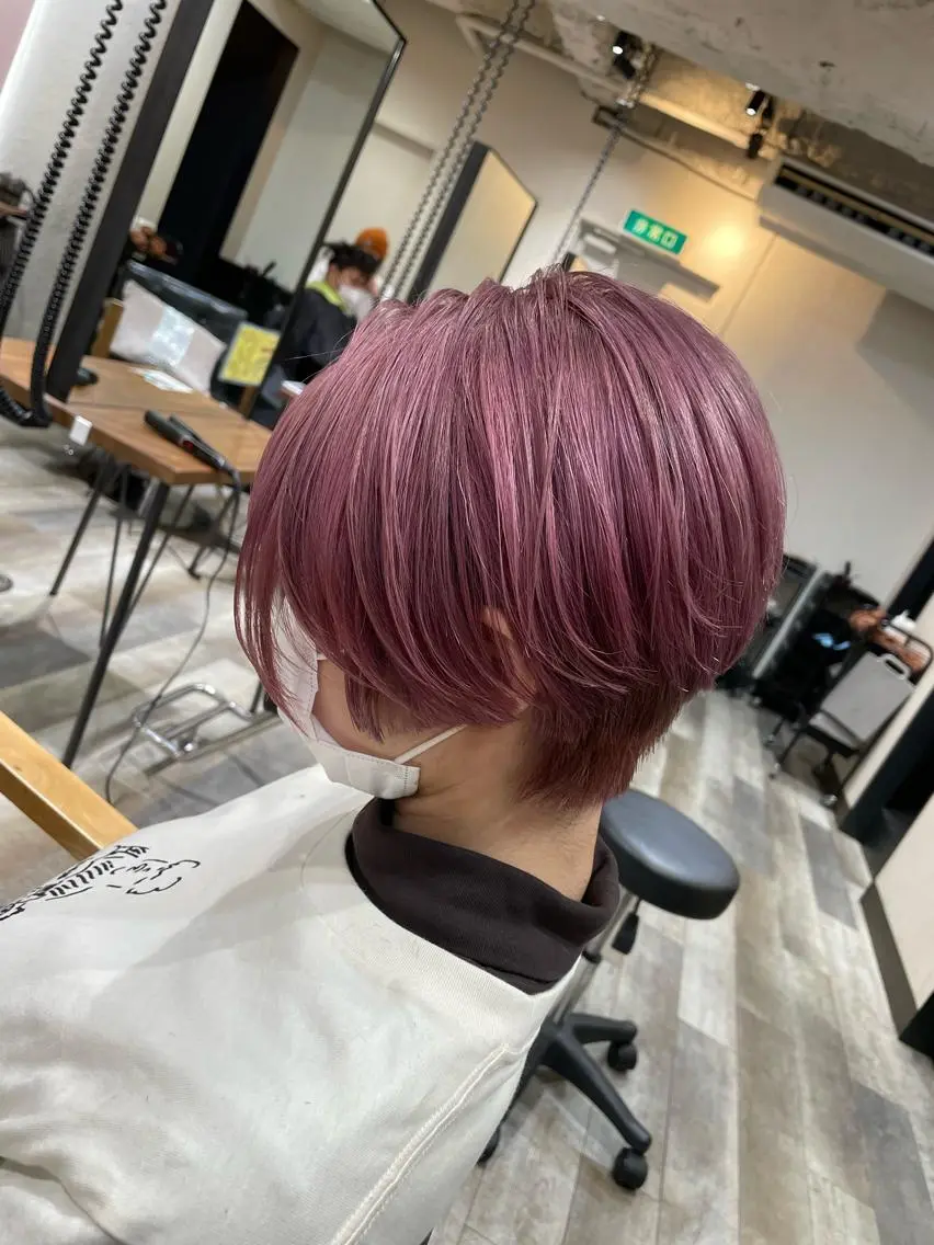 ショート カラー ピンクカラー 艶カラー/インナー /グラデ/大西小百合のヘアスタイル