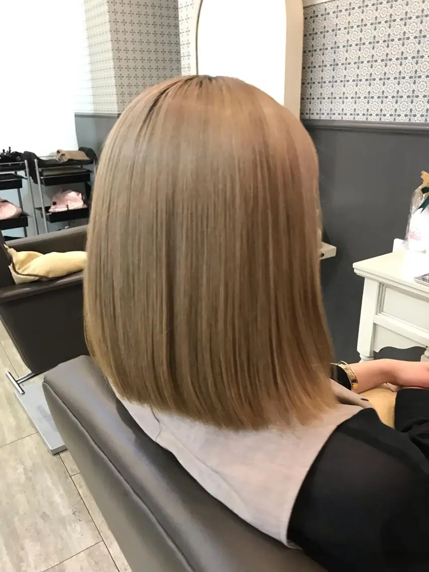 ミディアム カラー ベージュカラー ミルクティーベージュ トリートメント 山崎 光瑠のヘアスタイル