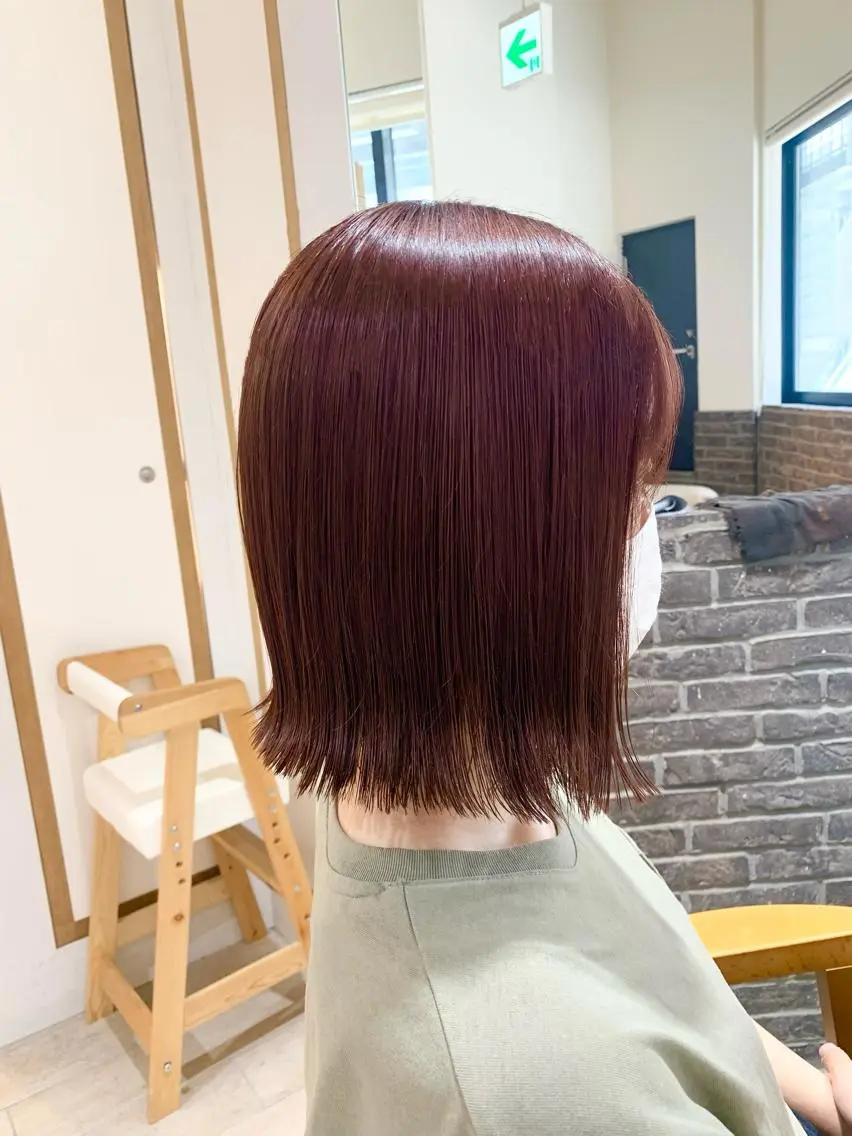 ミディアム カラー パーマ ヘアアレンジ マツエク・マツパ 切りっぱなしボブ ボブ まろやかベージュ／ JOのヘアスタイル