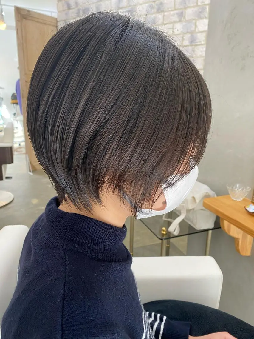 ショート ショートヘア くせ毛×ショート 上岡勇祐のヘアスタイル
