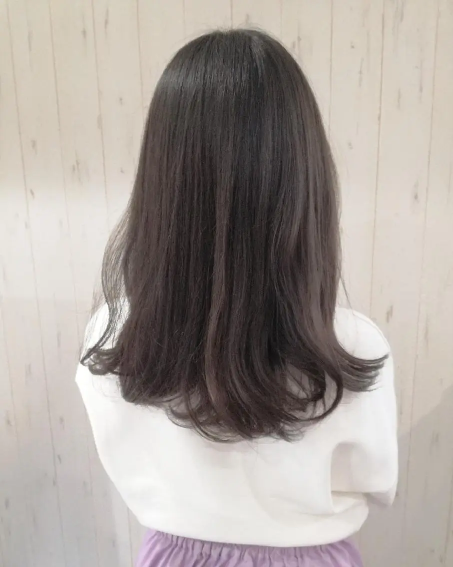 ミディアム カラー アッシュ ラベンダーカラー ラベンダーアッシュ 西川 敏夫のヘアスタイル