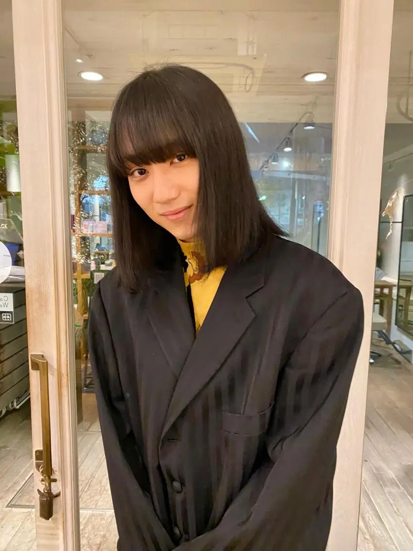 セミロング カラー メンズ カット ヘアカラー トリートメント BELLA阿部野 TOMOMIのヘアスタイル