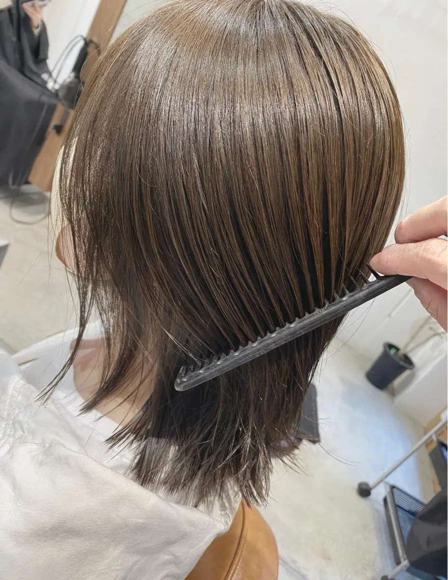 ミディアム カラー 似合わせレイヤー 阿波座/ふじむらのヘアスタイル
