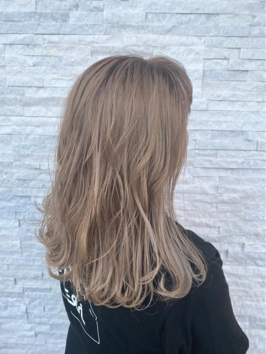 セミロング カラー 豊橋美容院 ソンリエのヘアスタイル