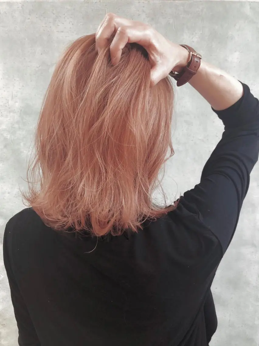 ショート カラー アディクシーカラー ブリーチ ケアブリーチ ダブルカラー ハイライトカラー MOU namba ムウナンバのヘアスタイル