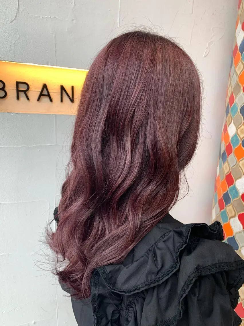 セミロング ピンクブラウン 山田 まどかのヘアスタイル