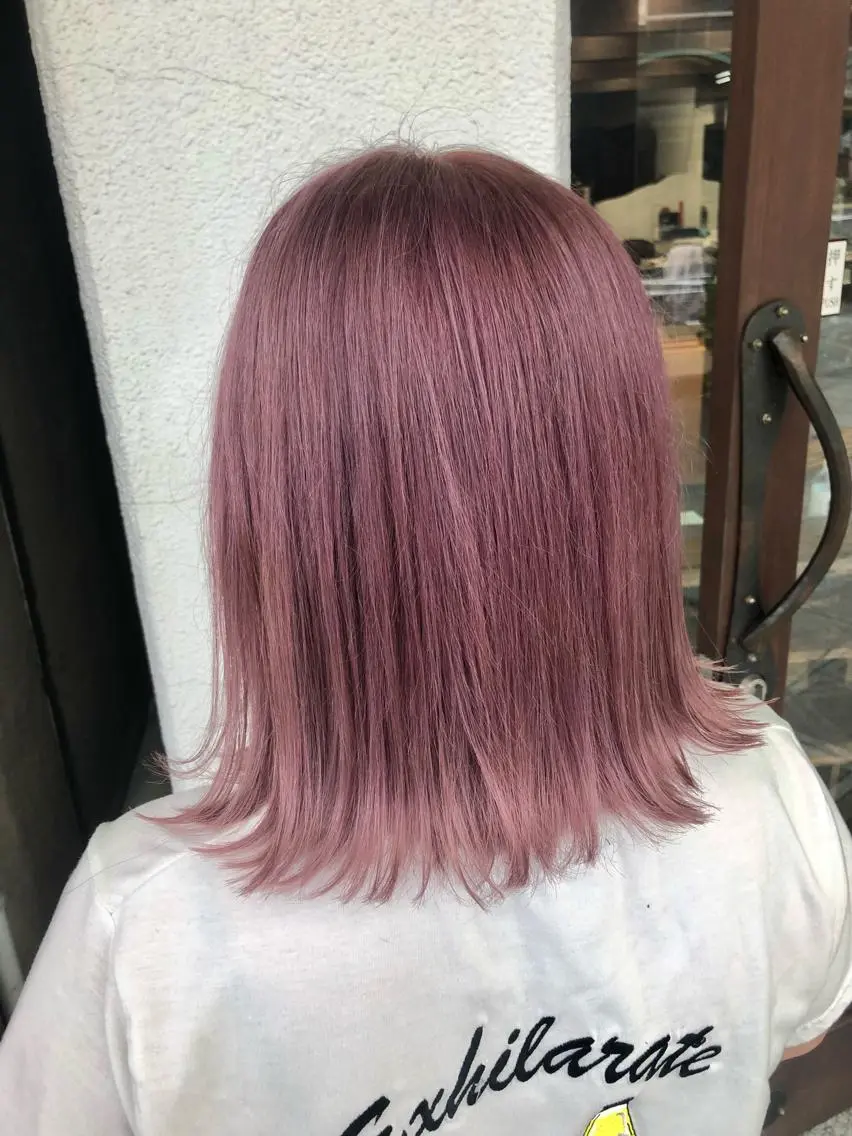 カラー 最高級エクステ /羽エクステ白石宇由のヘアスタイル