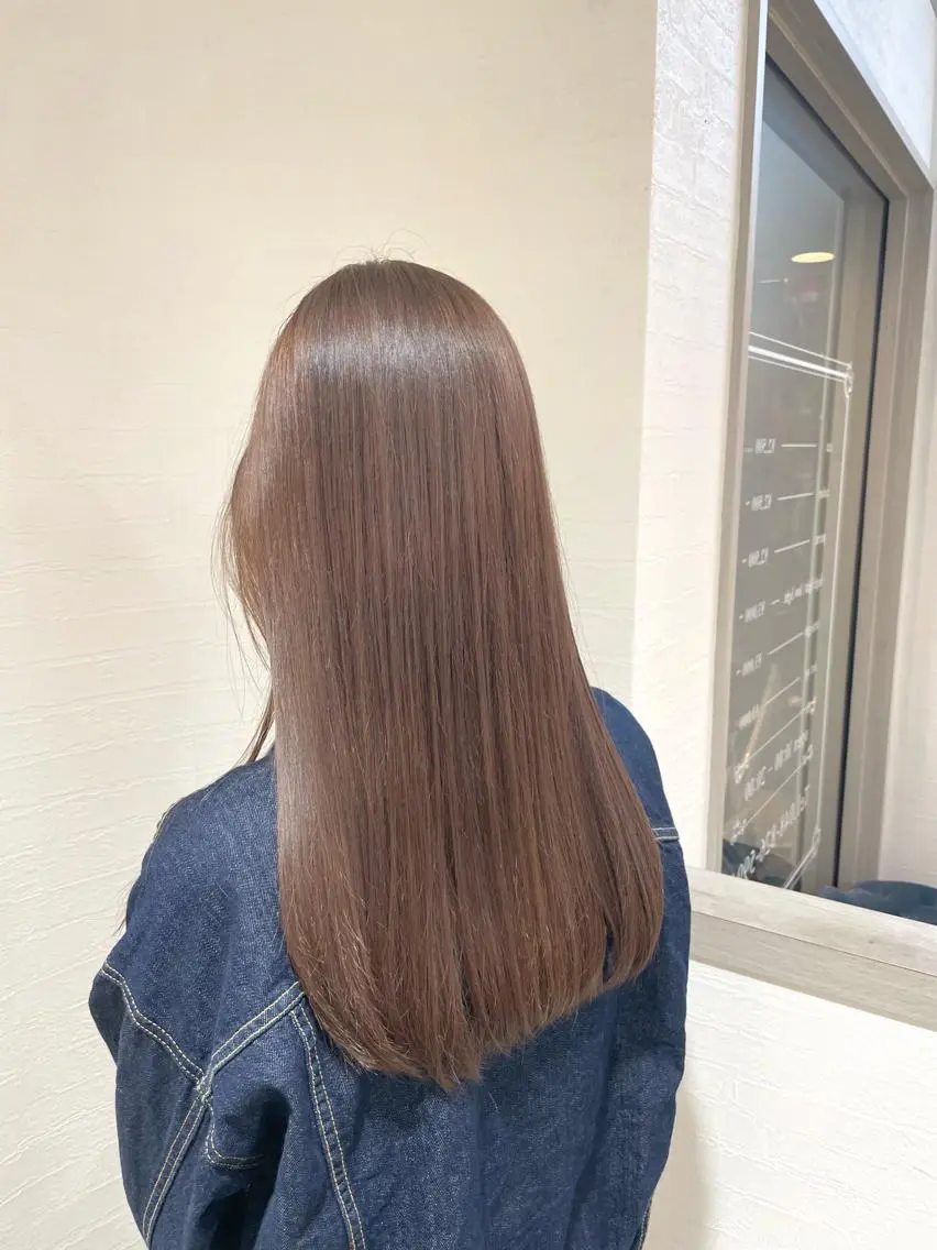 ロング カラー ヘアアレンジ グレージュ トリートメント ヘアカラー トリートメント miwa♡暖色カラー 盛れる顔周り.ヘアメのヘアスタイル