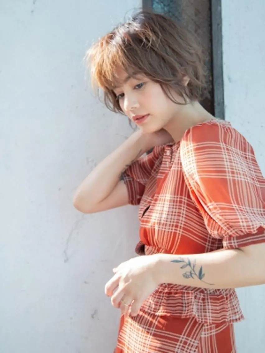 ミディアム 家坂 佑のヘアスタイル