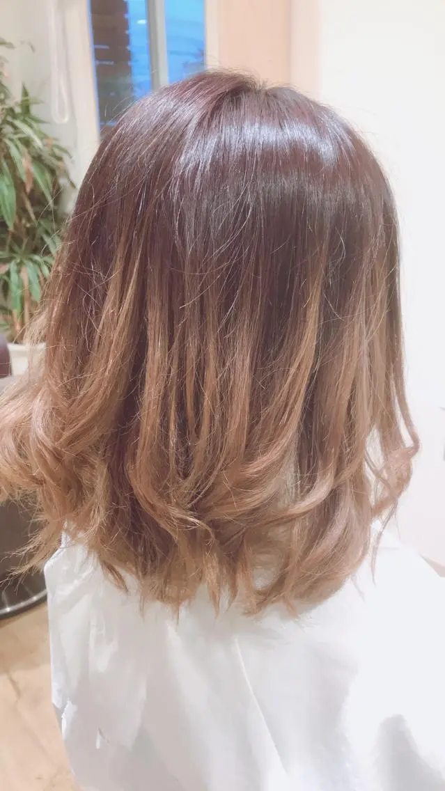 ミディアム 石丸 智英のヘアスタイル