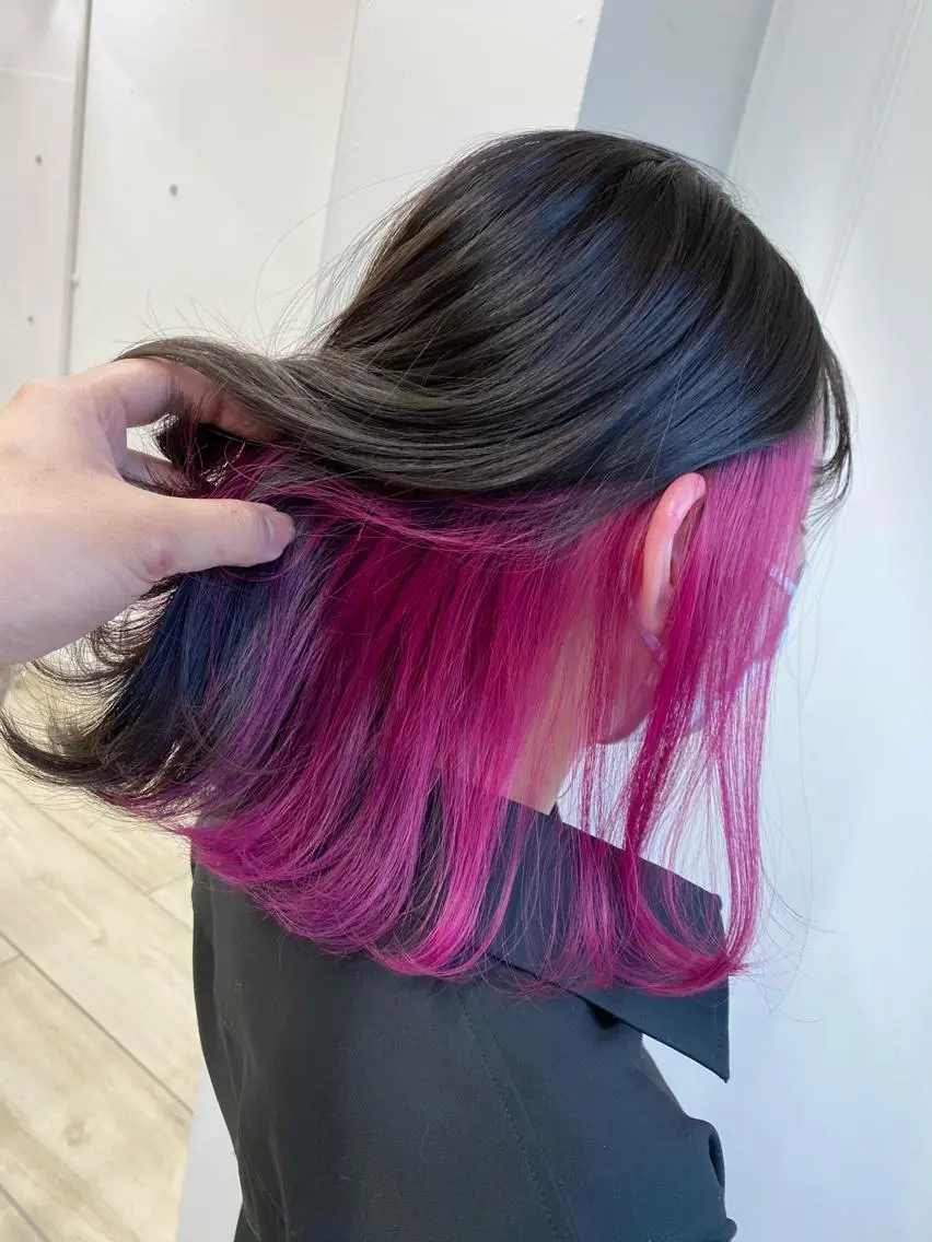 ミディアム カラー ヘアアレンジ ブリーチ カシス 境 健助のヘアスタイル