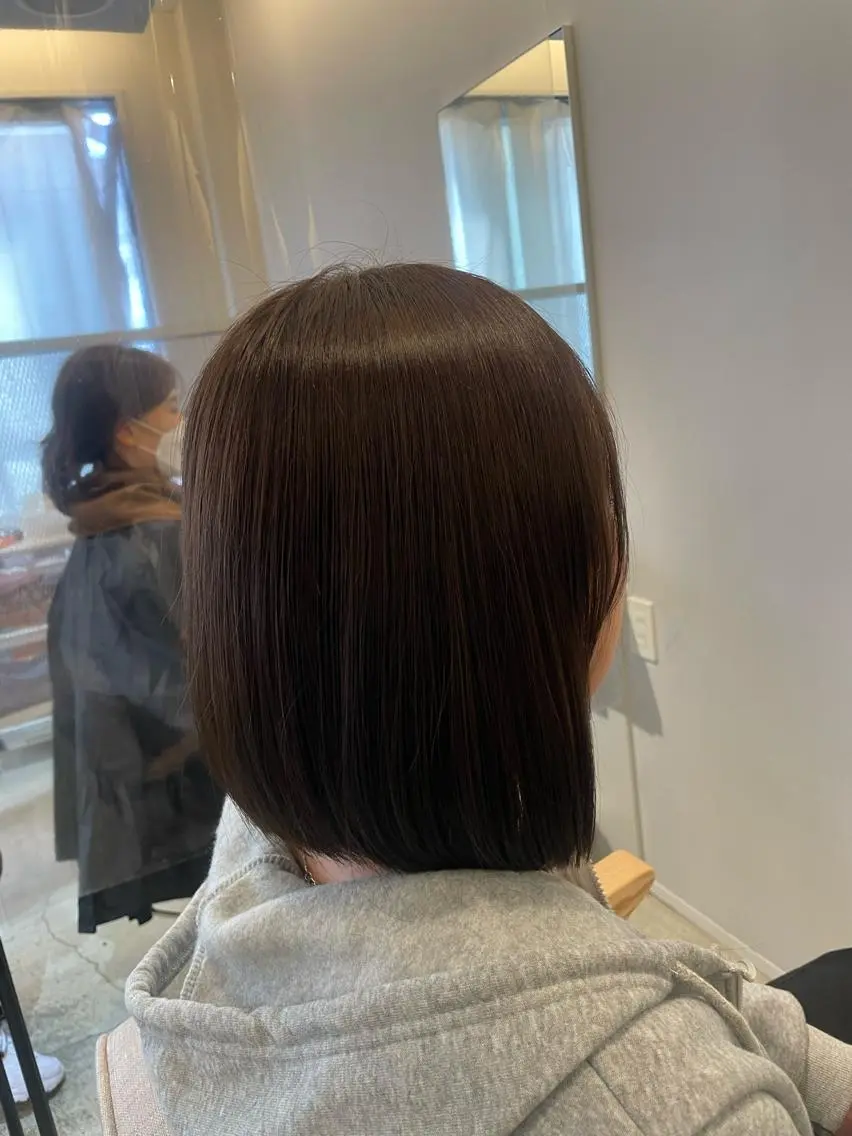 ショート 廣岡 采音のヘアスタイル