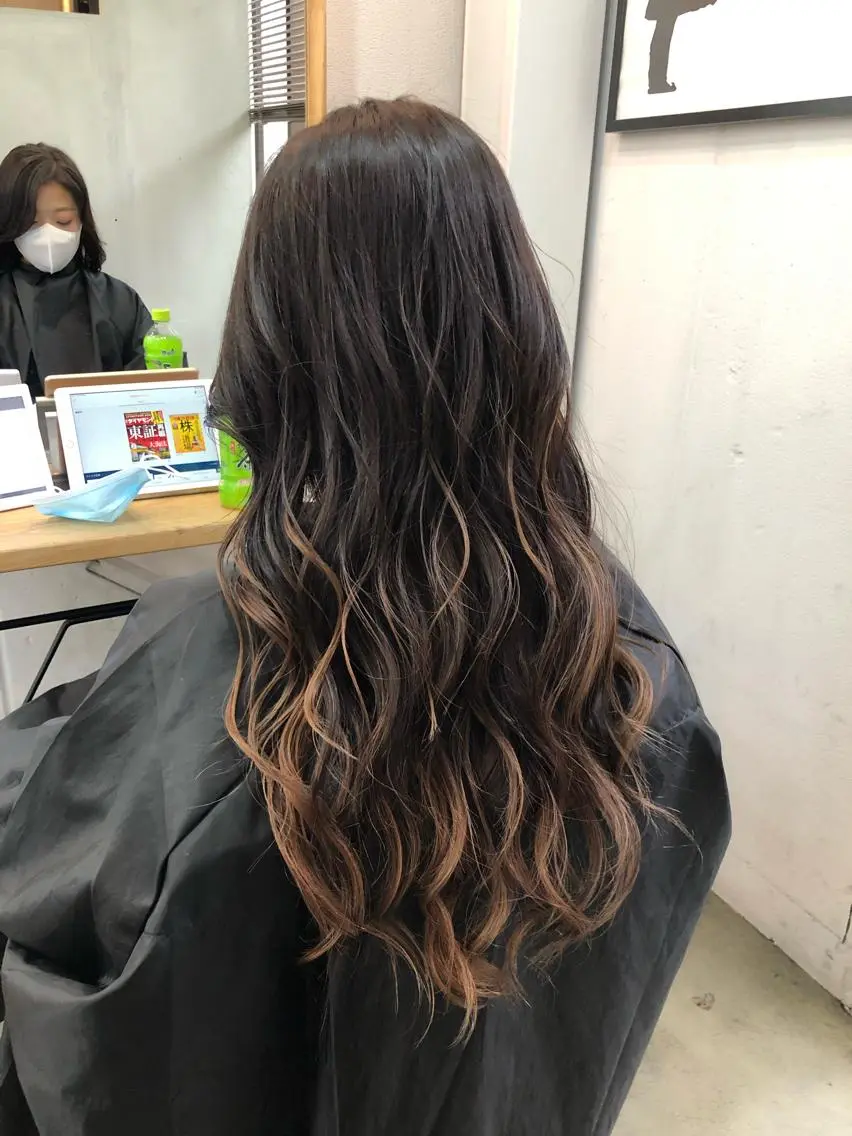 ロング ヘアカラー トリートメント CARAT堺東 Aujua認定サロンのヘアスタイル