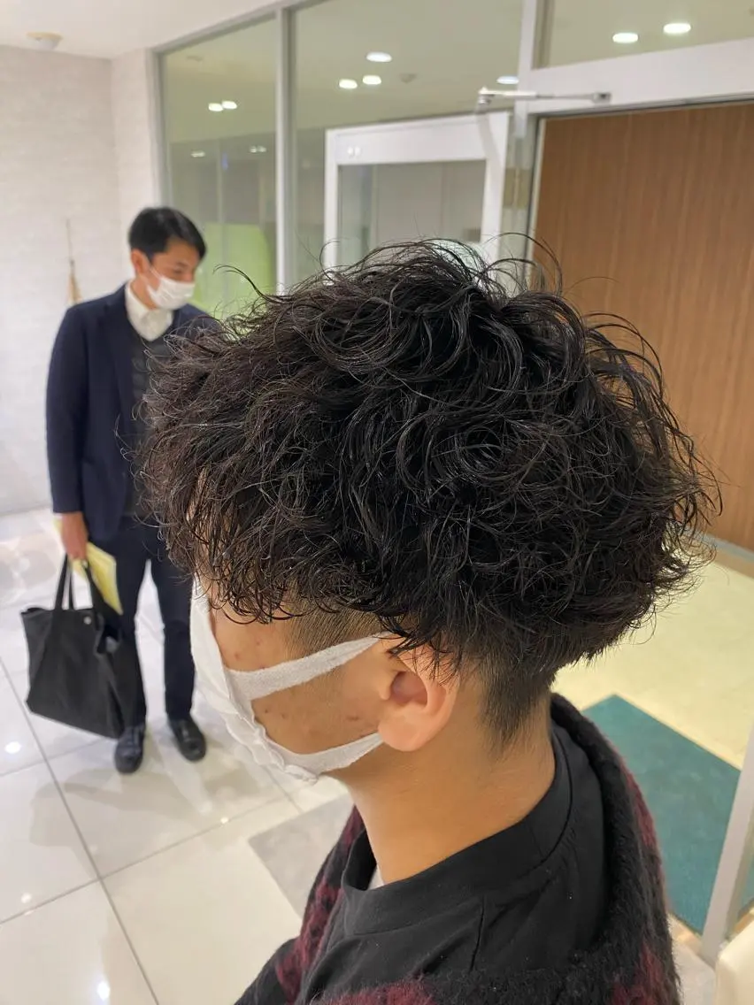 ショート パーマ メンズ メンズパーマ 波巻きパーマ 堀 舜介/メンズカットのヘアスタイル