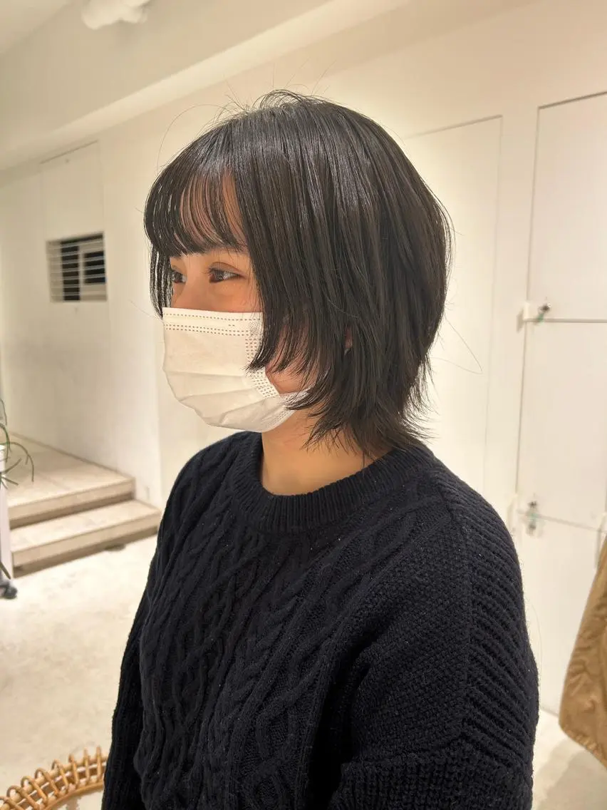 ミディアム ボブ ウルフカット 透明感カラー🫧 nanohaのヘアスタイル